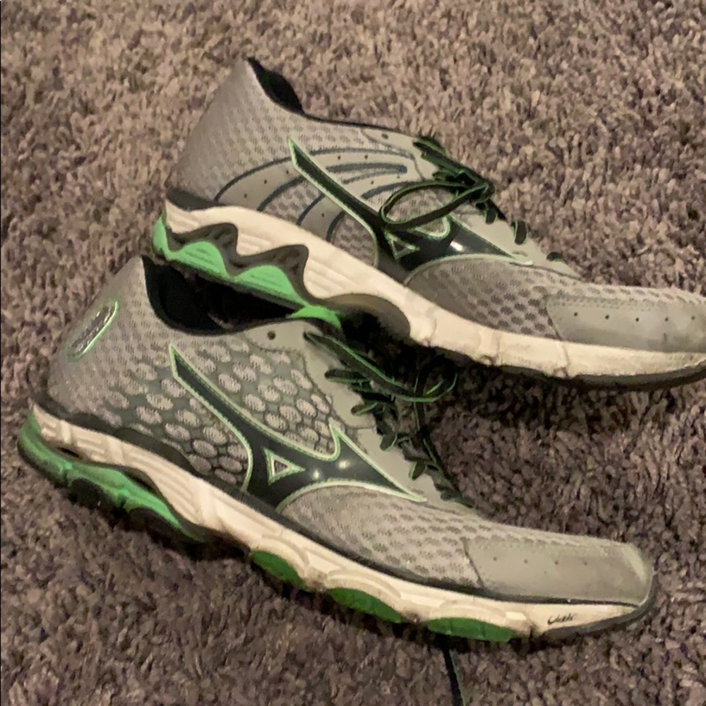 Mizuno Running Shoes